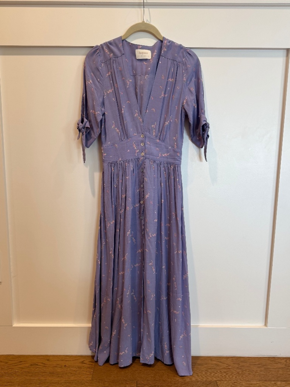 Auguste Lavender Floral Dress - Button front - Ties Sleeve